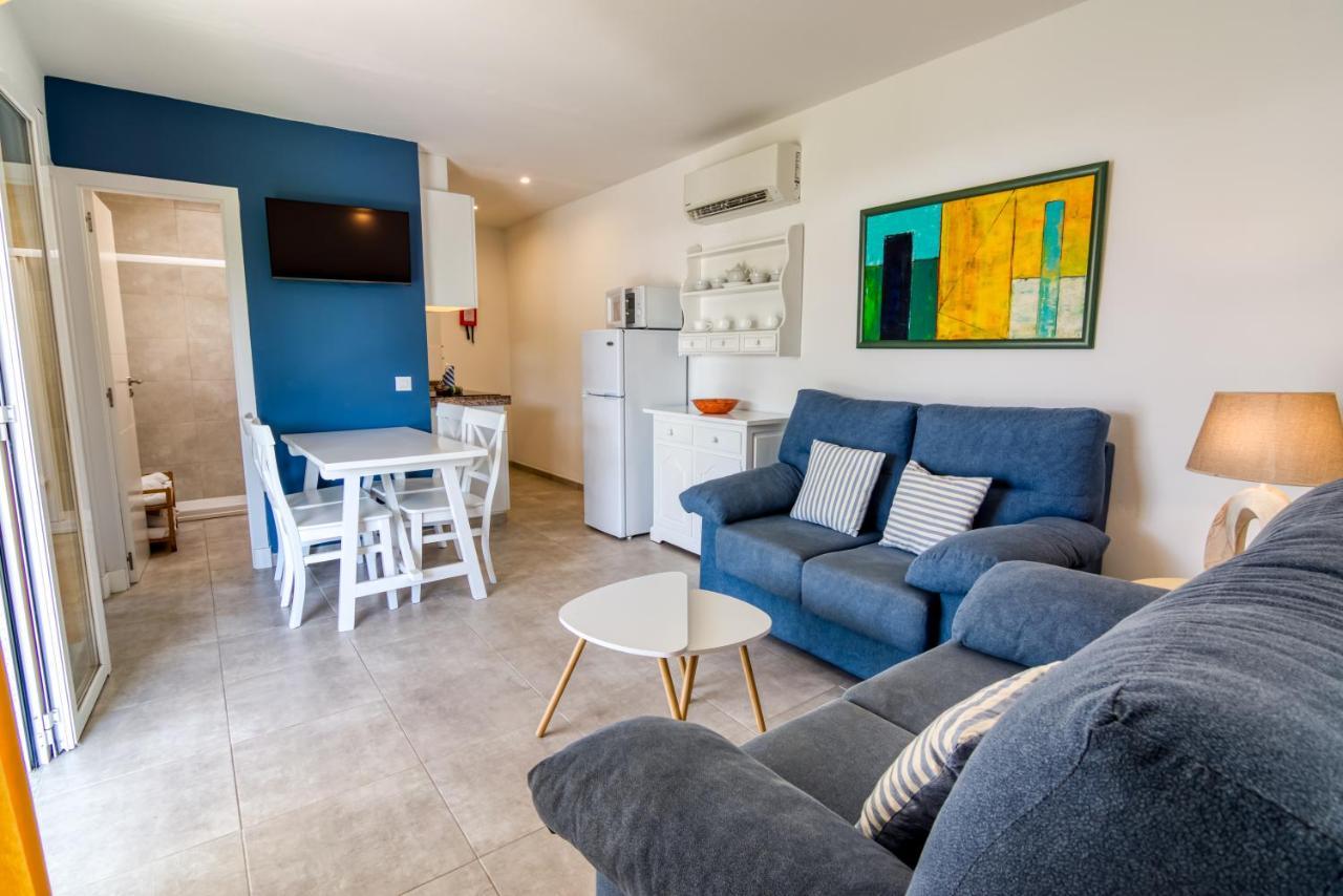 Apartamentos Las Golondrinas Cala en Bosc Eksteriør bilde